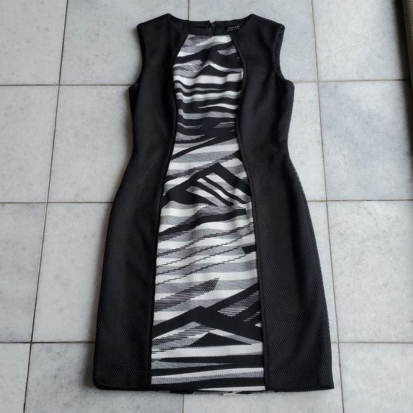 Tahari Dress - Picture 1 of 13